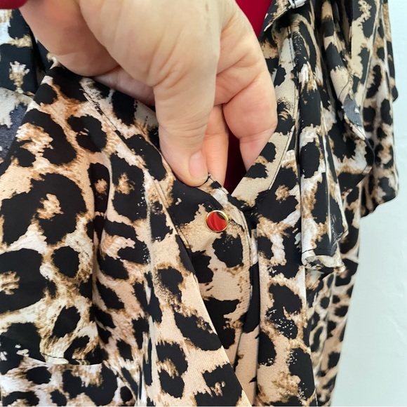 Calvin Klein Top Lucious Leopard! Ruffled Goodness! Size 2X - Picture 4 of 11